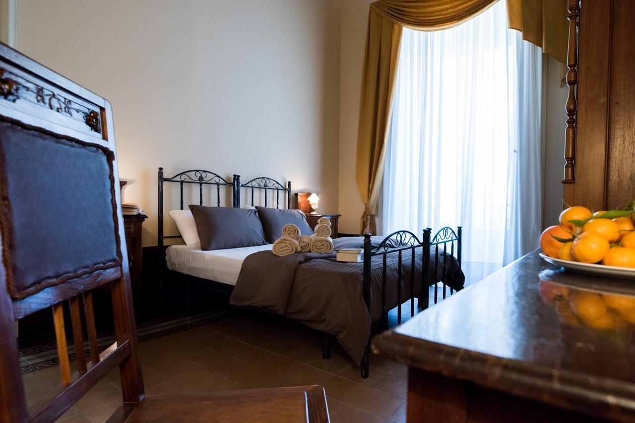 Lettera Living Apartment Catania Bagian luar foto