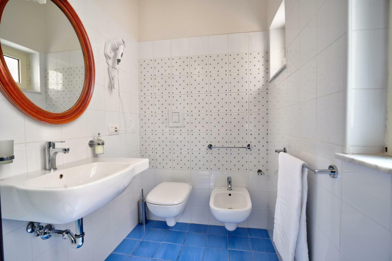 Lettera Living Apartment Catania Bagian luar foto