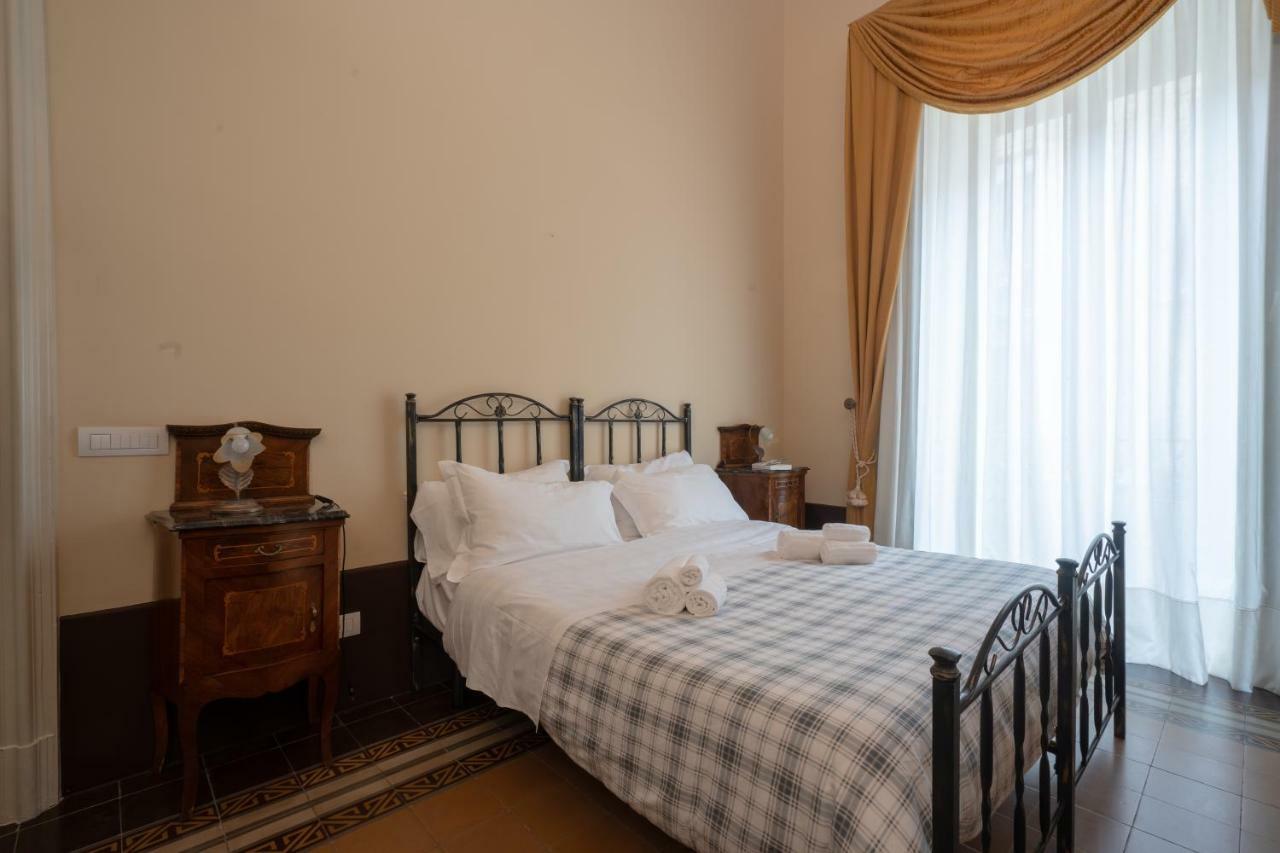Lettera Living Apartment Catania Bagian luar foto