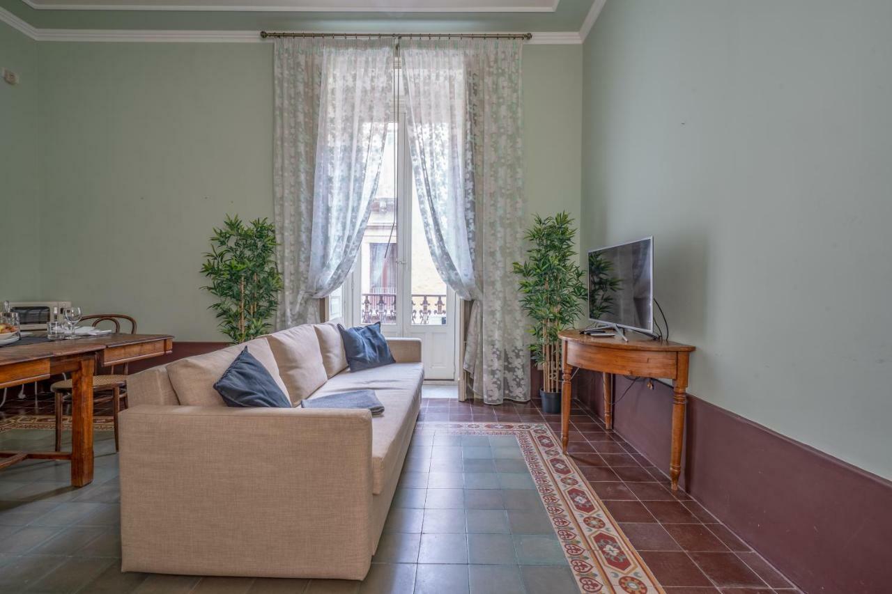 Lettera Living Apartment Catania Bagian luar foto
